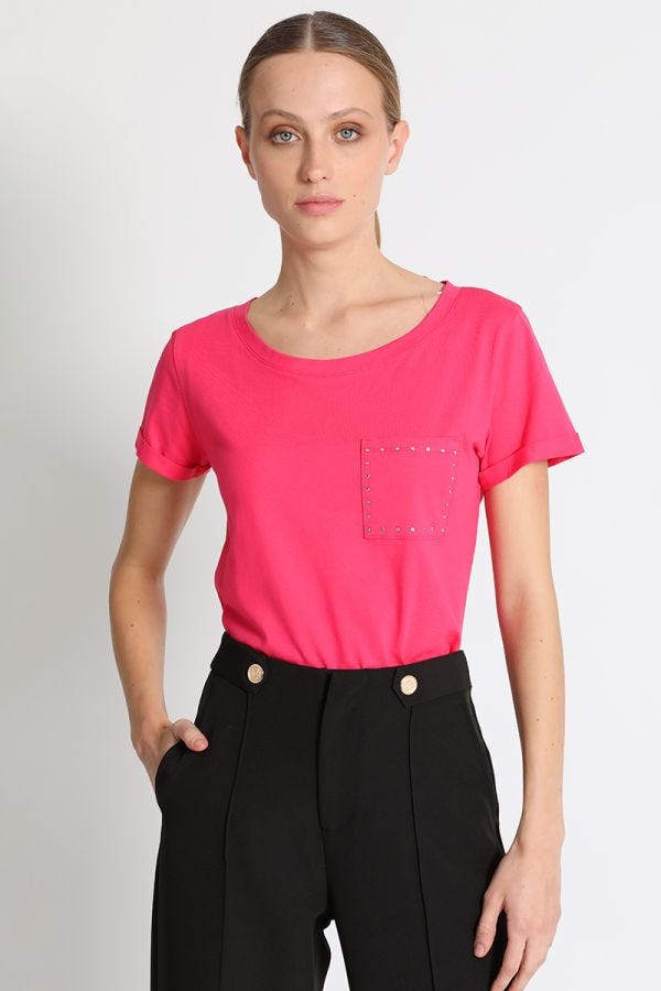 POLERA M/C BÁSICA BOLSILLO STRASS