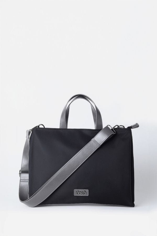 BOLSO PARA LAPTOP, EN TELA Y APLICACIÓN EFECTO CUERO CONTRATONO, NEGRO