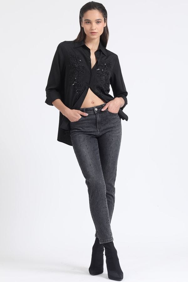 JEANS SKINNY PUSH-UP BRILLOS, TIRO MEDIO, GRAFITO