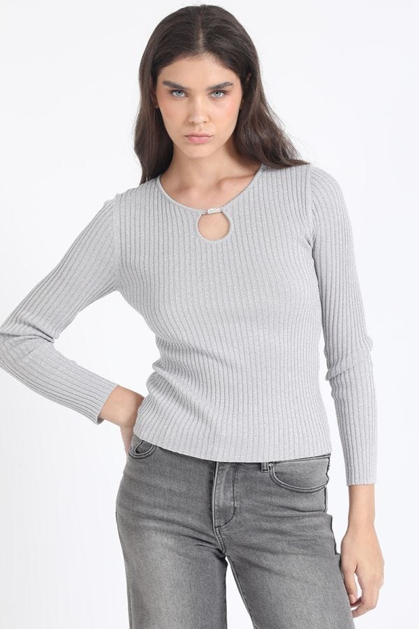 SWEATER TEJIDO PUNTO CON HILO METALIZADO Y APLICACIÓN DE STRASS, GRIS