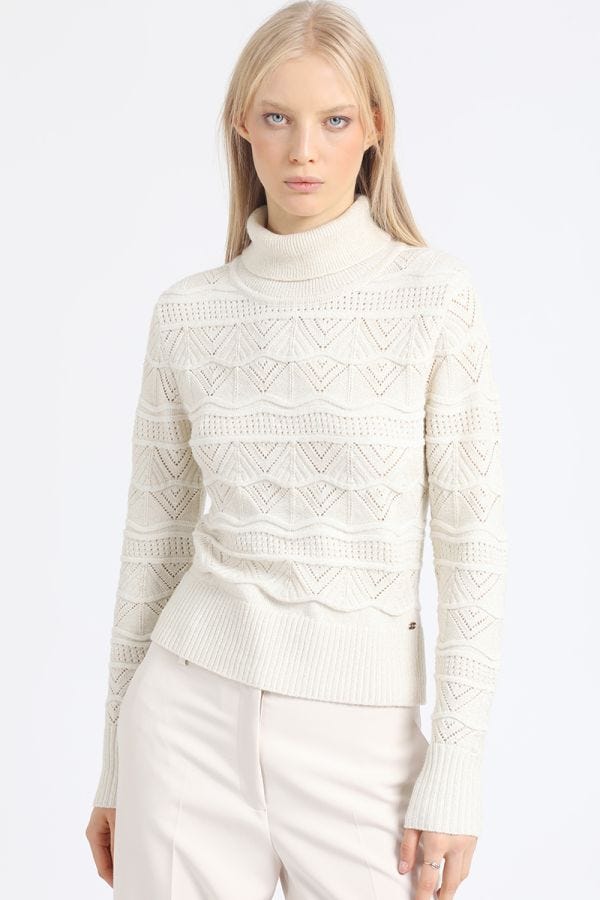 SWEATER TEJIDO PUNTO FANTASIA CON HILO METALIZADO, CRUDO
