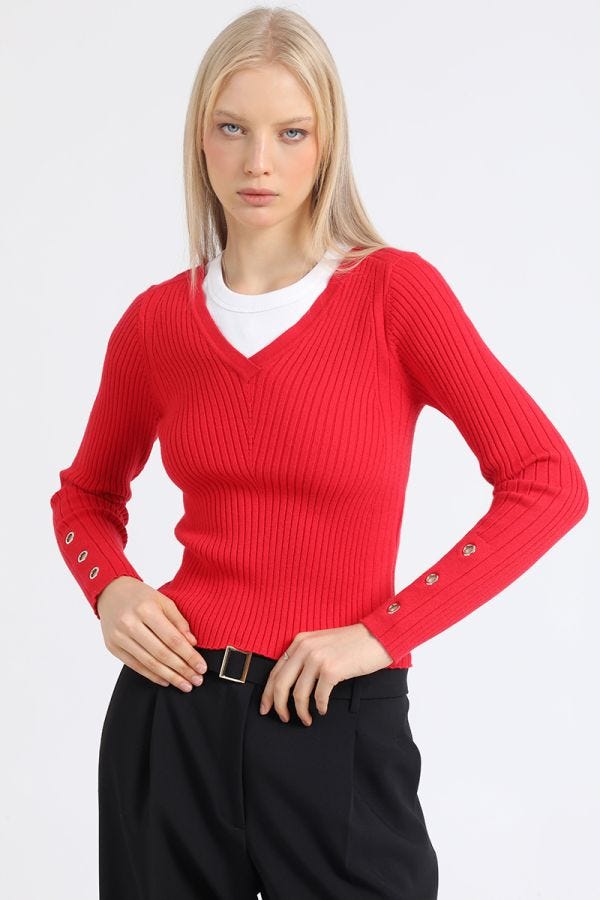 SWEATER TEJIDO PUNTO, BOTON DECORATIVO, ROJO
