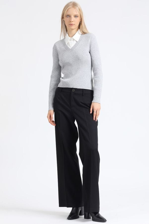PANTALON MASCULINO ANCHO, TIRO MEDIO, NEGRO