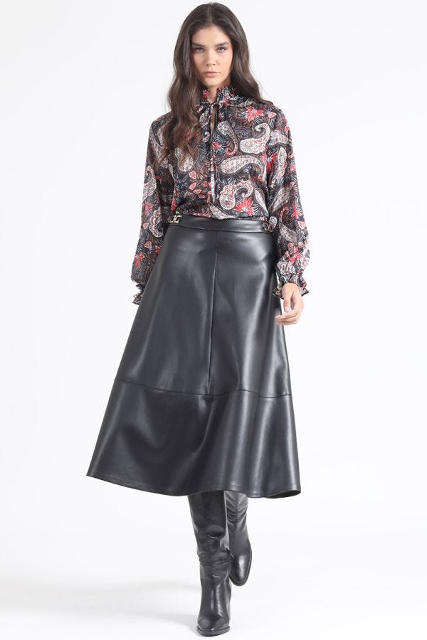 FALDA MIDI, EFECTO CUERO, NEGRO
