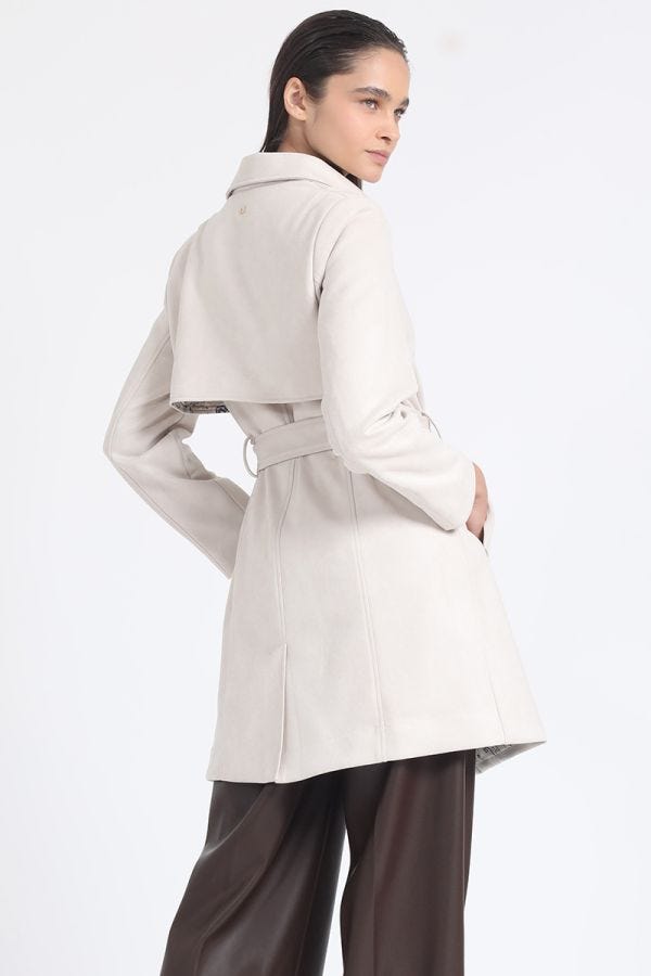 TRENCH EFECTO GAMUZA, FORRO ESTAMPADO, BEIGE