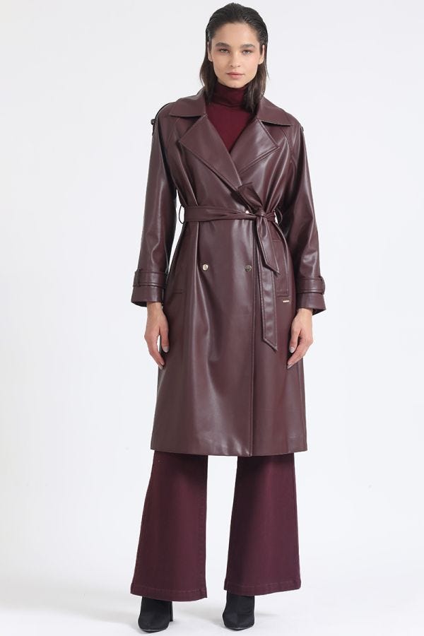 TRENCH EFECTO CUERO, BURDEO